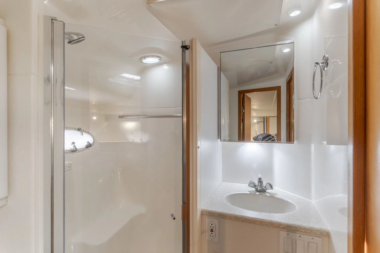 Bluefin Yacht Photos Pics 