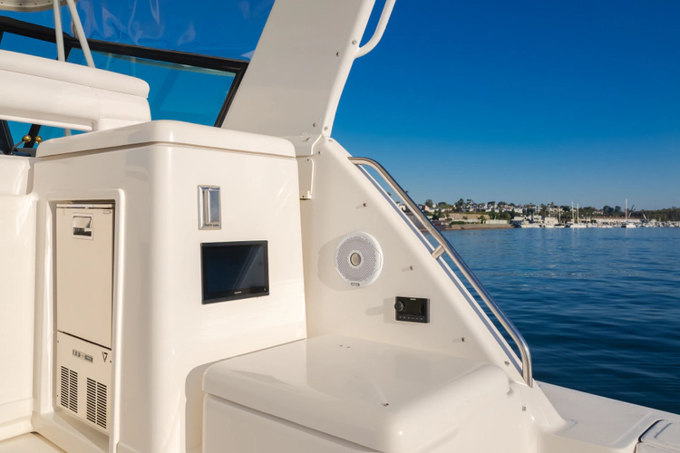 Bluefin Yacht Photos Pics 