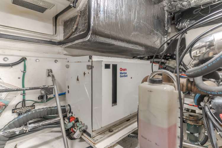 Bluefin Yacht Photos Pics 