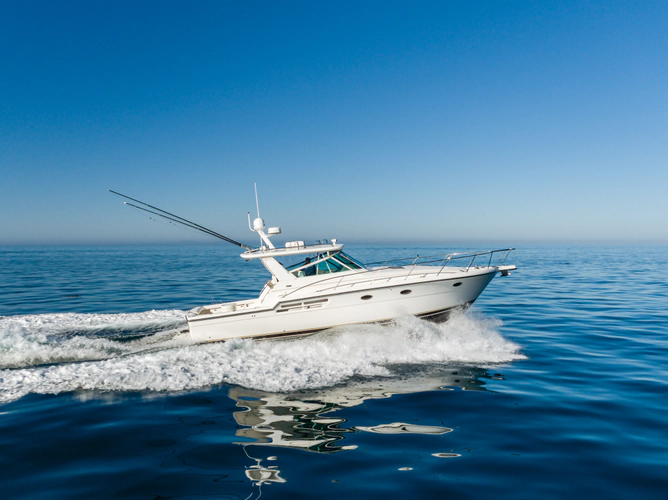 Bluefin Yacht Photos Pics 