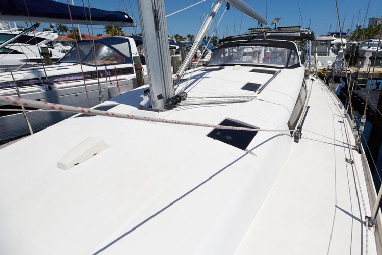 Savannah Yacht Photos Pics 
