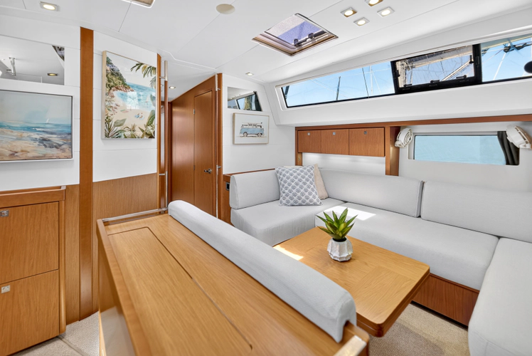 Savannah Yacht Photos Pics 
