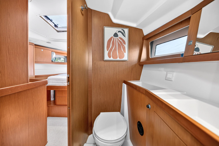Savannah Yacht Photos Pics 