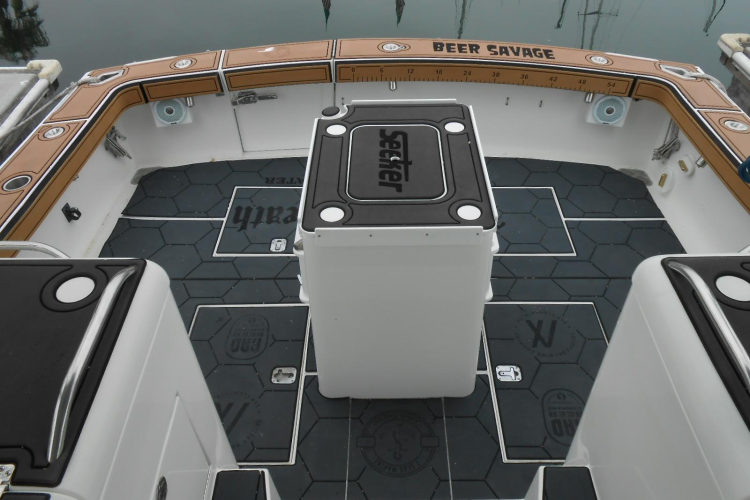 Beer Money Yacht Photos Pics 