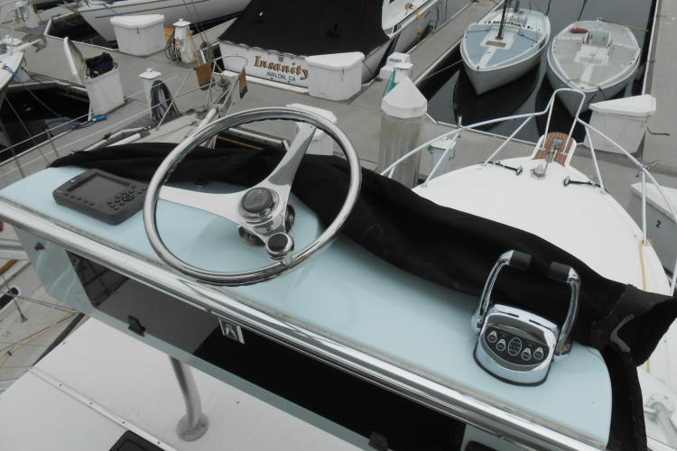 Beer Money Yacht Photos Pics 