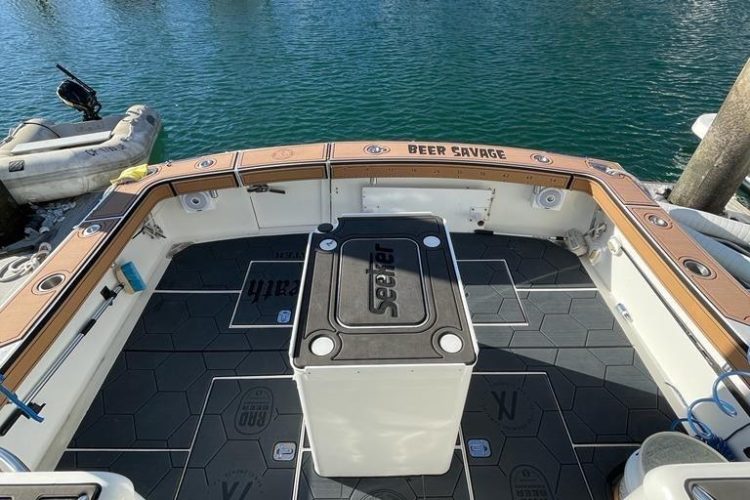 Beer Money Yacht Photos Pics 