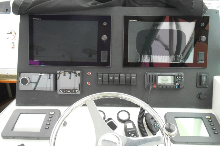 Beer Money Yacht Photos Pics 