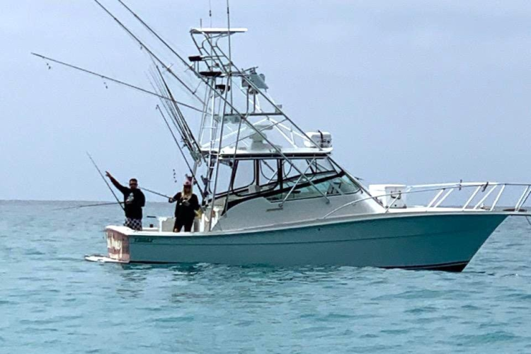 Beer Money Yacht Photos Pics 