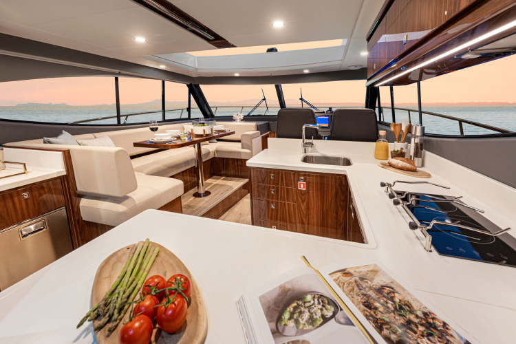 465 Suv Yacht Photos Pics 