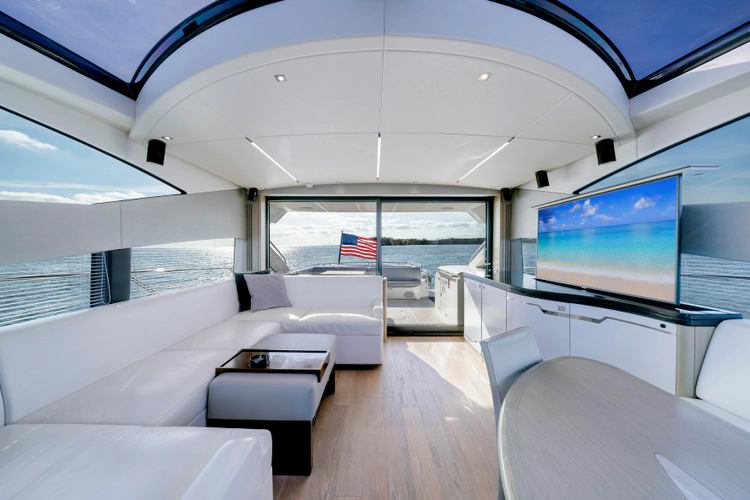 Gravitas Yacht Photos Pics 