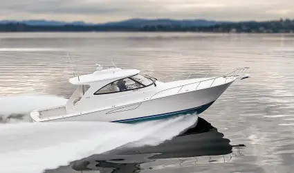 52' Viking 2015