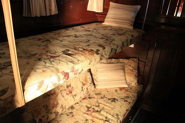 Allez Yacht Photos Pics 