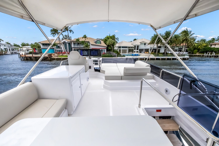 Amelia Seas Yacht Photos Pics 