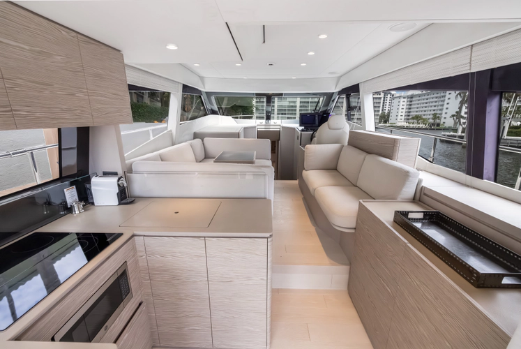 Amelia Seas Yacht Photos Pics 