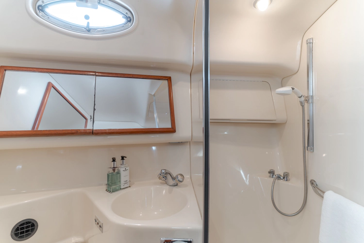 Impulse Yacht Photos Pics 