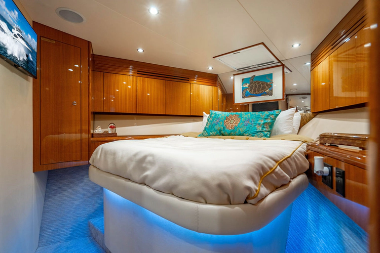 Lady Bella Yacht Photos Pics 