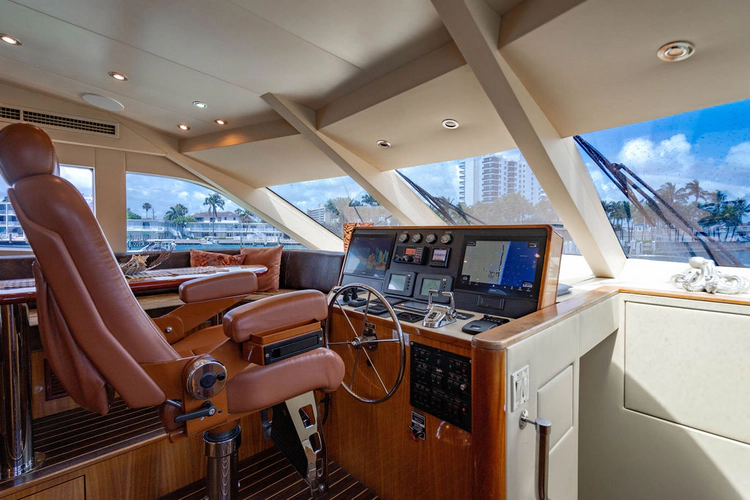 Lady Bella Yacht Photos Pics 