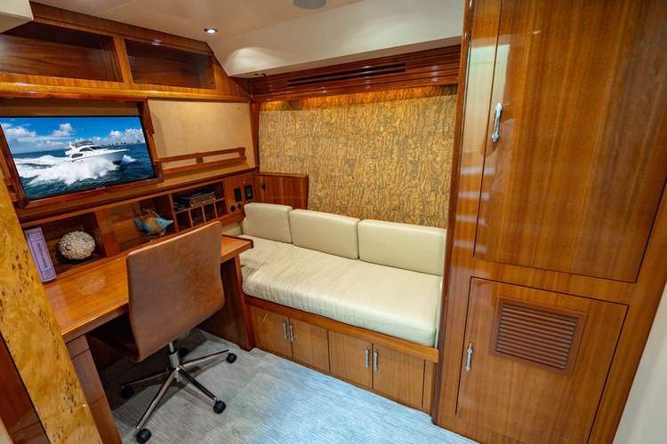 Lady Bella Yacht Photos Pics 