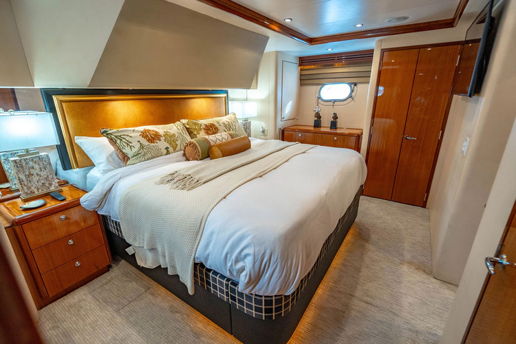 Lady Bella Yacht Photos Pics 