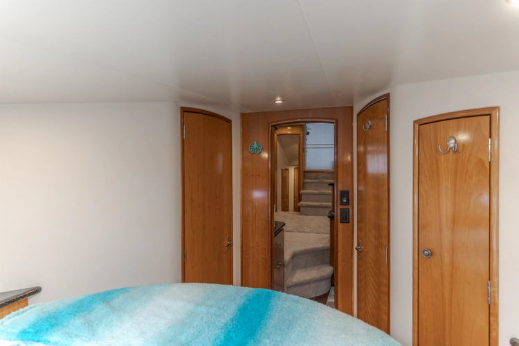 Ib Cruisin Yacht Photos Pics 