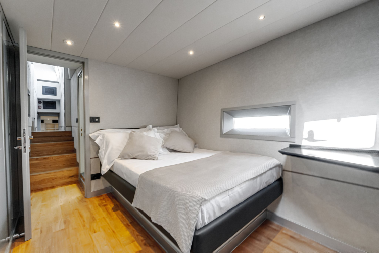 Lyfe At Sea Yacht Photos Pics 