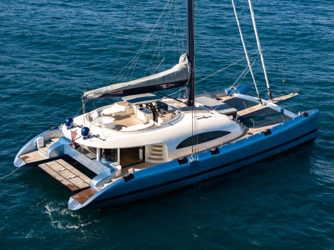 Lyfe At Sea Yacht Photos Pics 