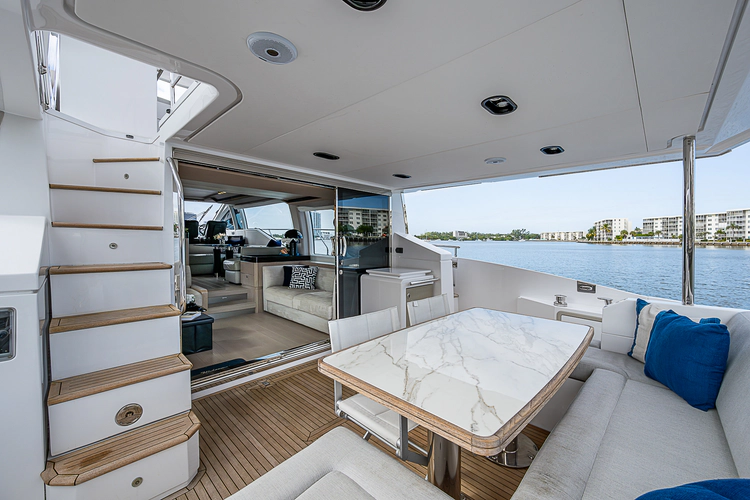 Liquid Asset Yacht Photos Pics 