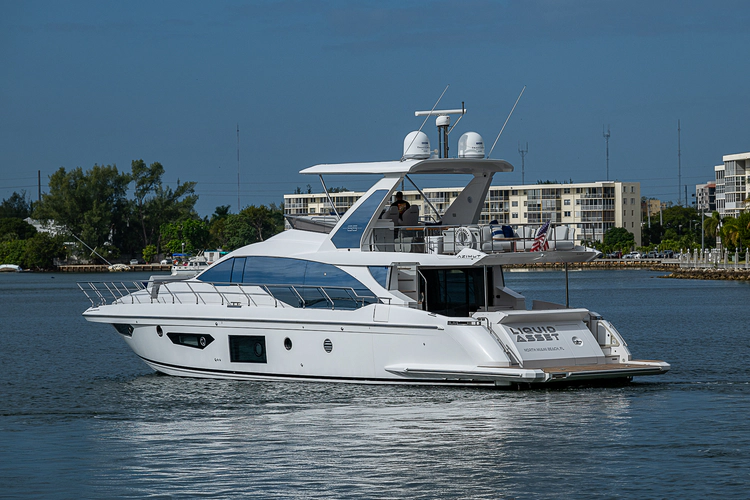 Liquid Asset Yacht Photos Pics 
