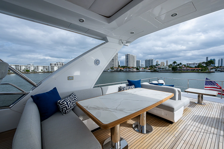Liquid Asset Yacht Photos Pics 