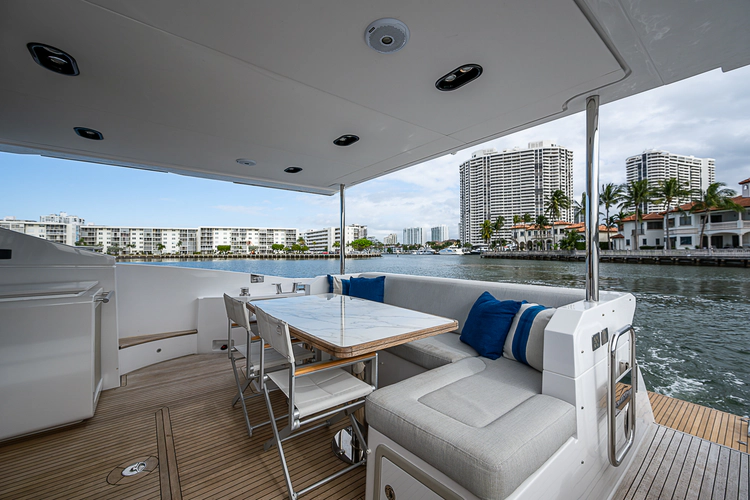 Liquid Asset Yacht Photos Pics 