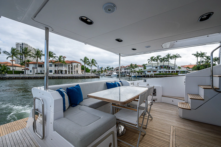 Liquid Asset Yacht Photos Pics 
