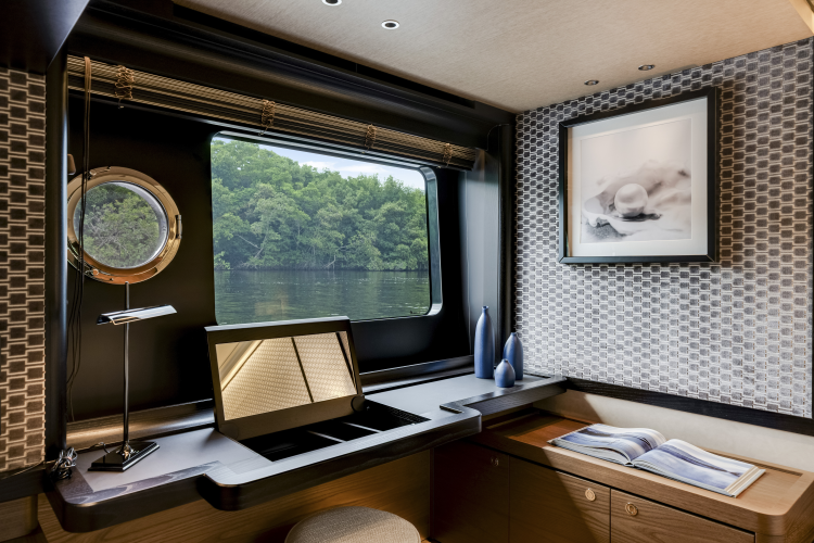 Navetta 75 Yacht Photos Pics 