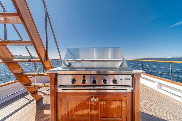 Blue Peter Yacht Photos Pics 