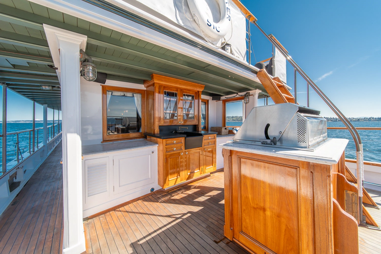 Blue Peter Yacht Photos Pics 