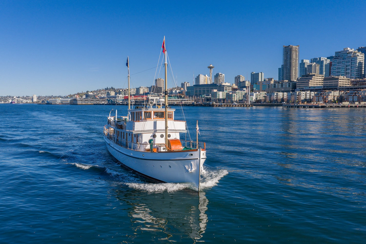 Blue Peter Yacht Photos Pics 