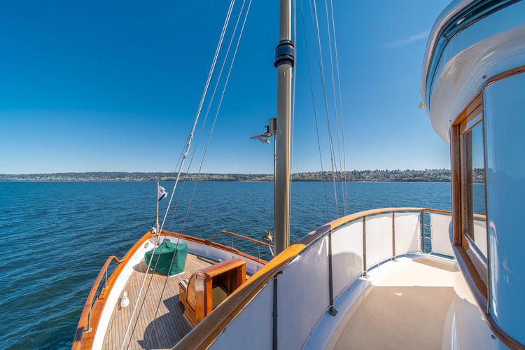Blue Peter Yacht Photos Pics 