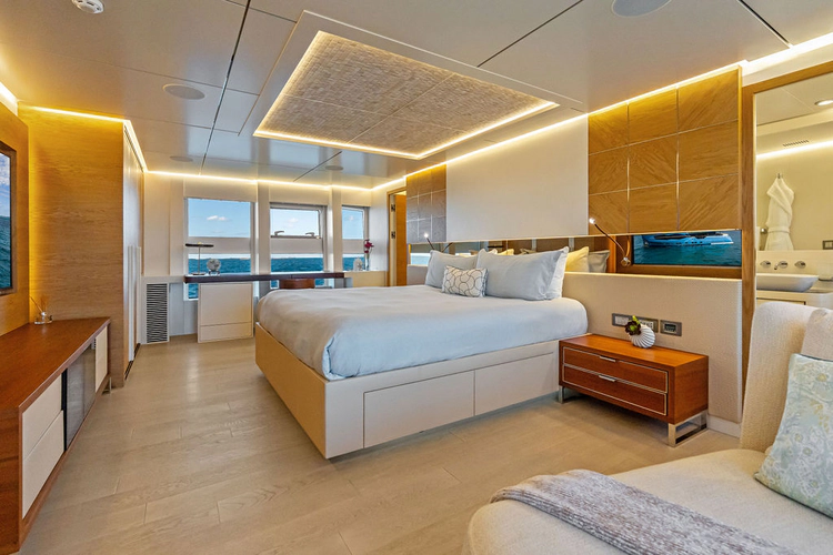 Persistence Yacht Photos Pics 