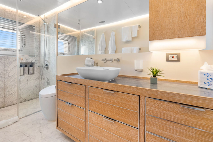 Persistence Yacht Photos Pics 