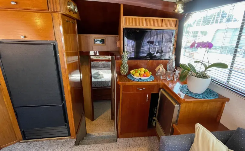 Aqua Ma'am Yacht Photos Pics 