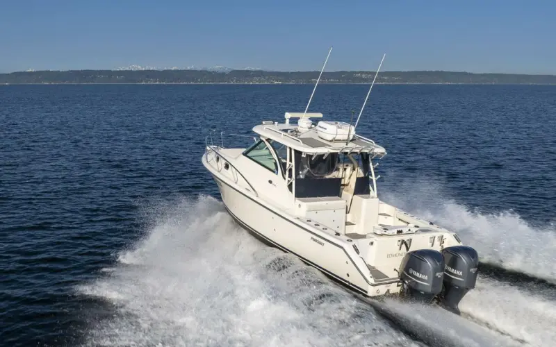 Salt Yacht Photos Pics 