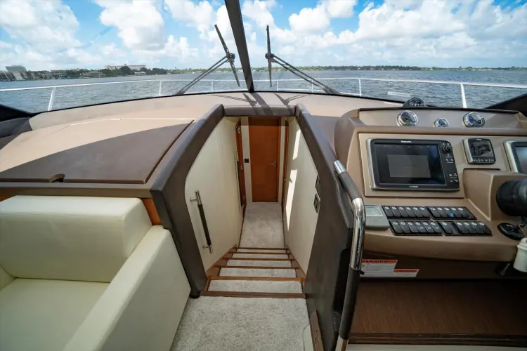 Aristocat Yacht Photos Pics 