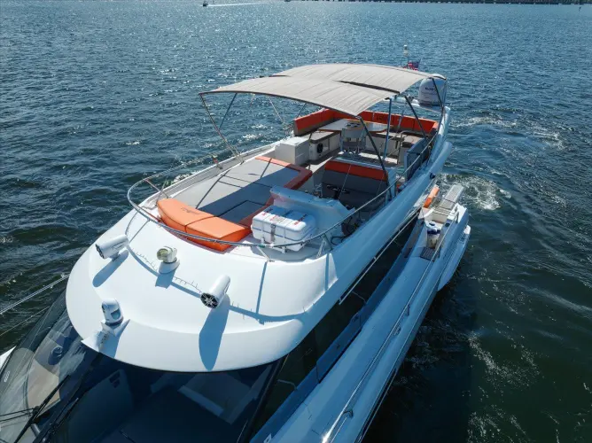 Aristocat Yacht Photos Pics 
