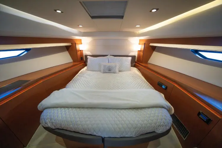 Aristocat Yacht Photos Pics 