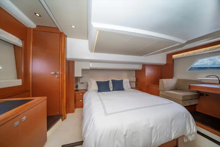 Aristocat Yacht Photos Pics 