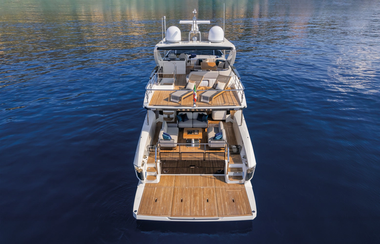 60 Fly On-order Yacht Photos Pics 