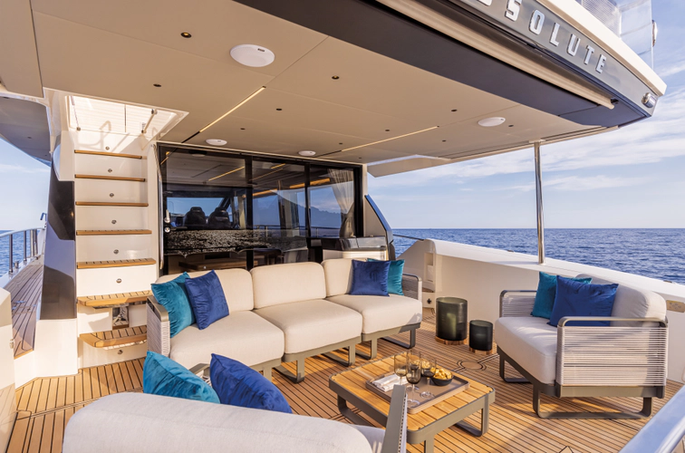 60 Fly On-order Yacht Photos Pics 