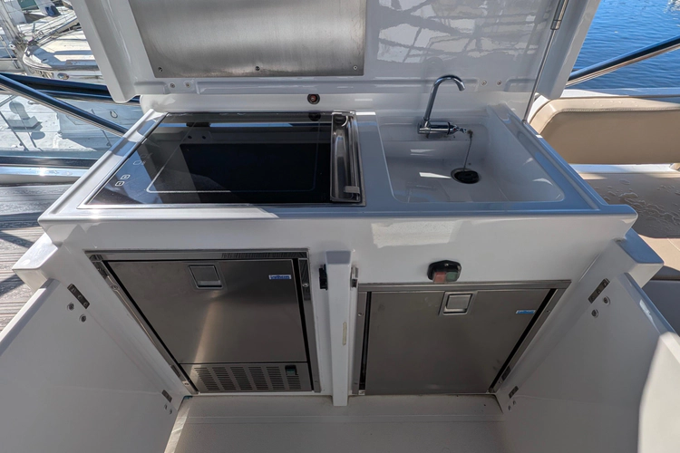 Casa Amigos Yacht Photos Pics 