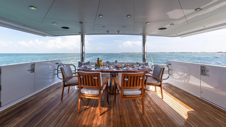 Kashmir Yacht Photos Pics 