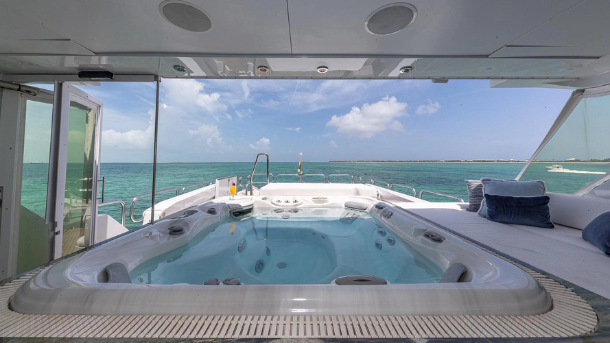 Kashmir Yacht Photos Pics 