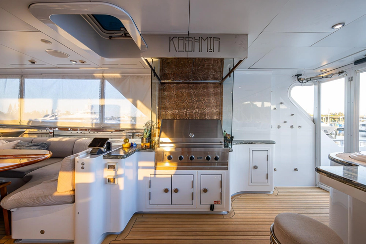 Kashmir Yacht Photos Pics 